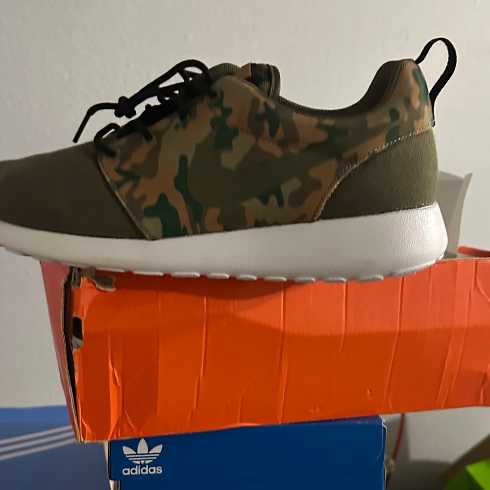Nike Camouflage Green and White Sneakers